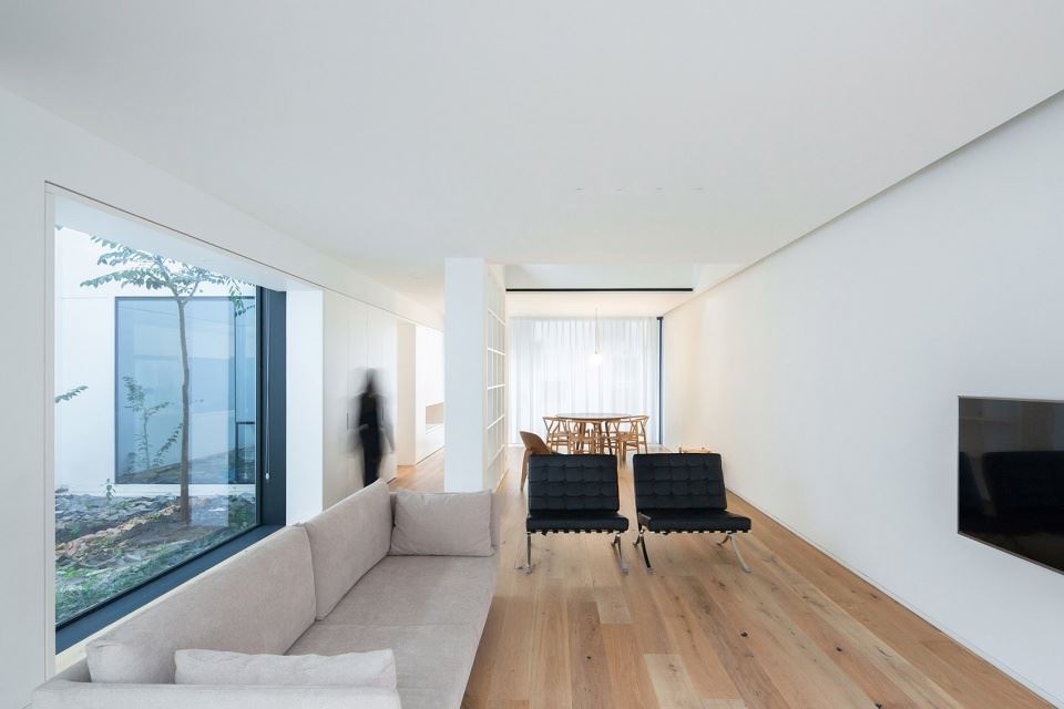 佛山市碧桂園·嶺南盛世現(xiàn)代簡約風(fēng)格別墅裝修案例