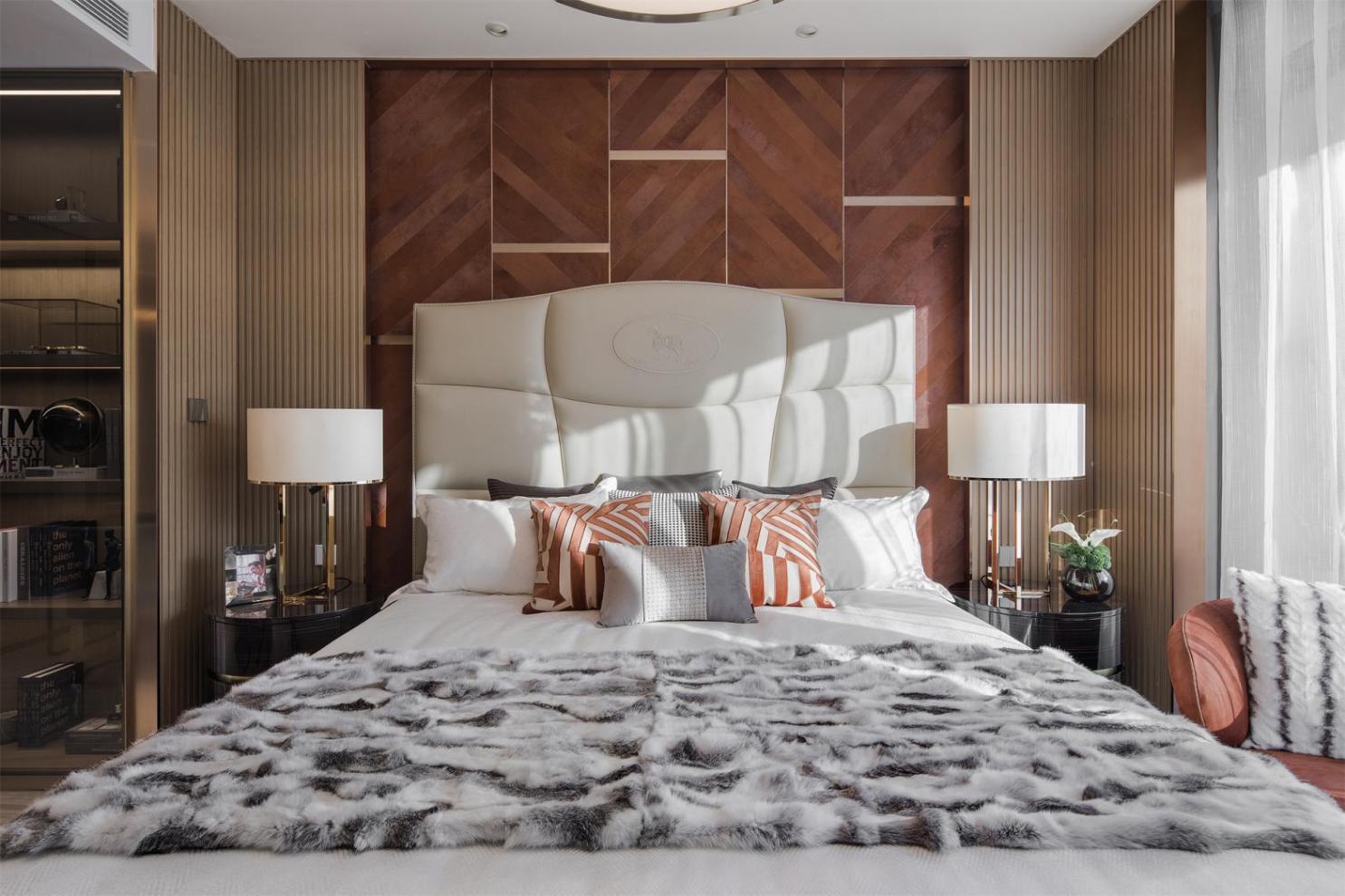 歐式輕奢風(fēng)格室內(nèi)設(shè)計家裝案例-臥室 歐式輕奢風(fēng)格室內(nèi)設(shè)計家裝案例-臥室