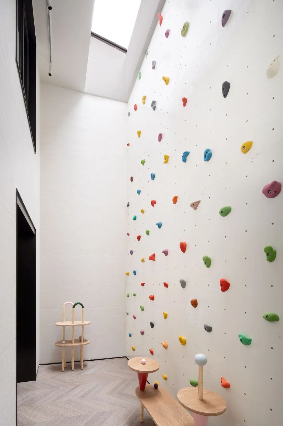 現(xiàn)代簡約風格別墅室內(nèi)設(shè)計家裝案例-攀爬區(qū) 現(xiàn)代簡約風格別墅室內(nèi)設(shè)計家裝案例-攀爬區(qū)