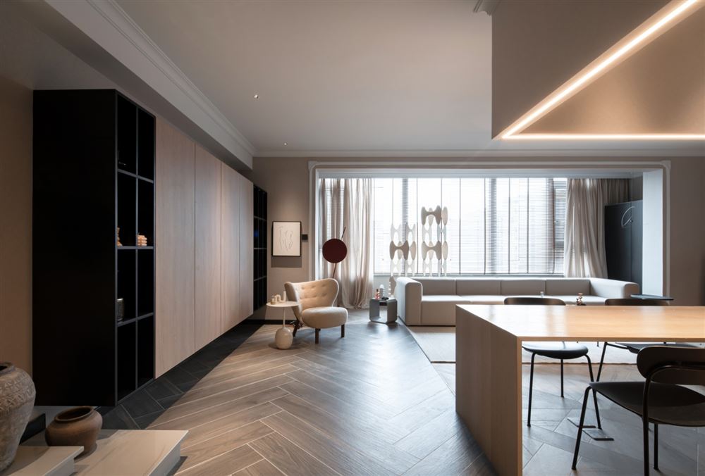 江門市雁山豪苑現(xiàn)代簡(jiǎn)約風(fēng)格三居室裝修案例