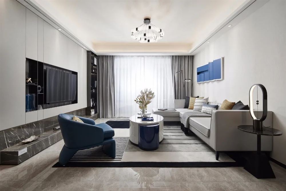 楚雄彝族自治州公路分局住宅小區(qū)(祿豐)現(xiàn)代簡約風(fēng)格四居室裝修案例