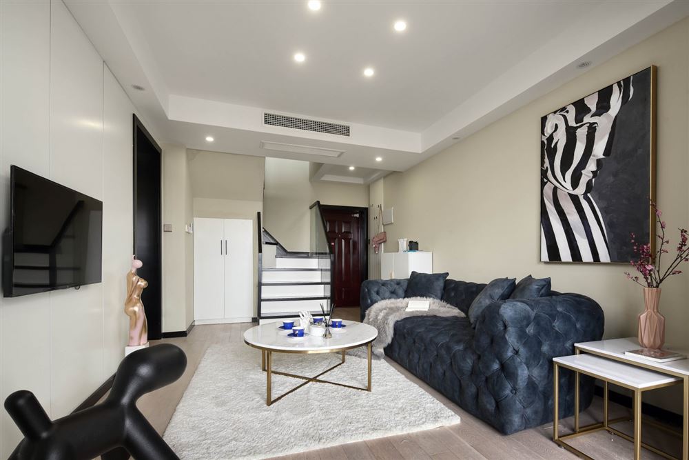 佛山市廣佛新世界花園洋房現(xiàn)代簡約風格復式裝修案例