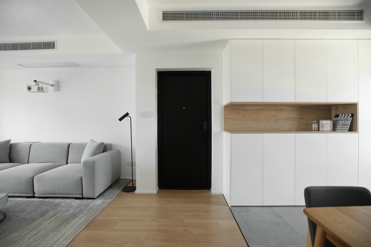 現(xiàn)代簡約原木風格室內(nèi)家裝案例效果圖-玄關(guān) 現(xiàn)代簡約原木風格室內(nèi)家裝案例效果圖-玄關(guān)