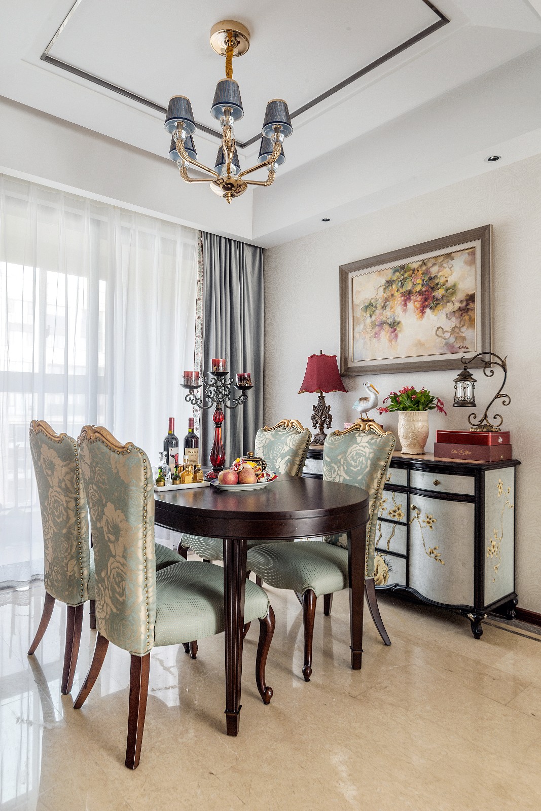 美式田園風(fēng)格家裝設(shè)計(jì)室內(nèi)裝修效果圖-餐廳餐桌 美式田園風(fēng)格家裝設(shè)計(jì)室內(nèi)裝修效果圖-餐廳餐桌