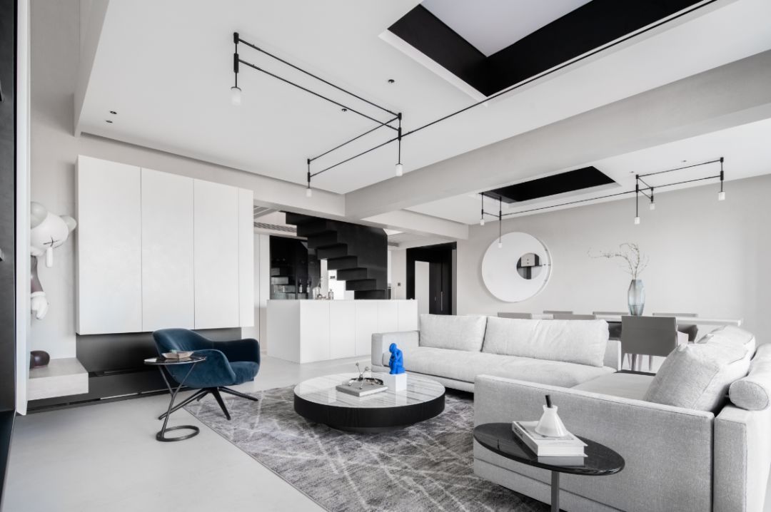 佛山裝修公司現(xiàn)代前衛(wèi)風(fēng)格復(fù)式裝修效果圖-客廳 佛山裝修公司現(xiàn)代前衛(wèi)風(fēng)格復(fù)式裝修效果圖-客廳