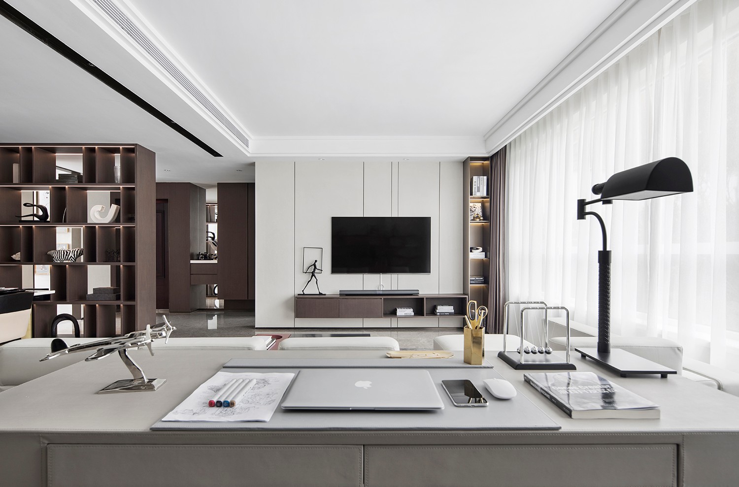 現(xiàn)代輕奢風(fēng)格家裝設(shè)計(jì)室內(nèi)裝修效果圖-開(kāi)放式書(shū)房 現(xiàn)代輕奢風(fēng)格家裝設(shè)計(jì)室內(nèi)裝修效果圖-開(kāi)放式書(shū)房