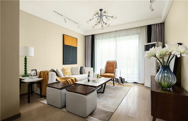 江門市文昌花園輕奢風(fēng)格三居室裝修案例