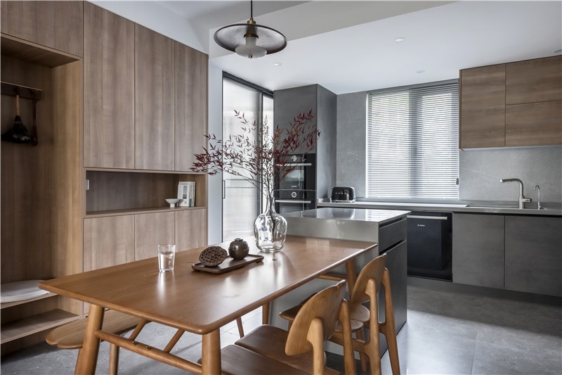 佛山裝修公司現(xiàn)代原木風(fēng)格室內(nèi)裝修效果圖-餐廳 佛山裝修公司現(xiàn)代原木風(fēng)格室內(nèi)裝修效果圖-餐廳