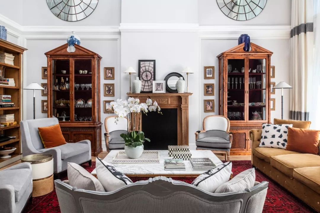 法式輕奢風(fēng)格{家裝設(shè)計(jì)別墅裝修效果圖-客廳 法式輕奢風(fēng)格{家裝設(shè)計(jì)別墅裝修效果圖-客廳