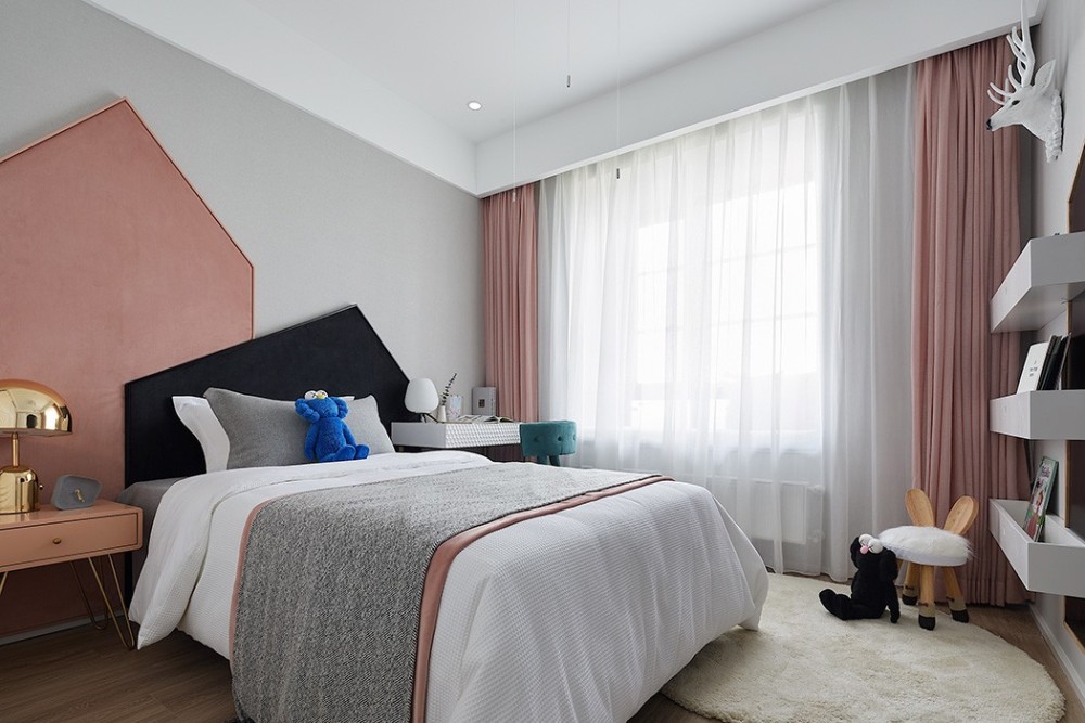 輕奢風格室內(nèi)家裝案例效果圖-兒童房