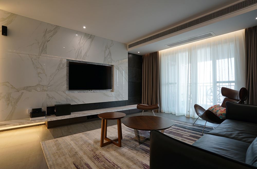 廣州市中?；ǔ菫超F(xiàn)代簡約風(fēng)格三居室裝修案例