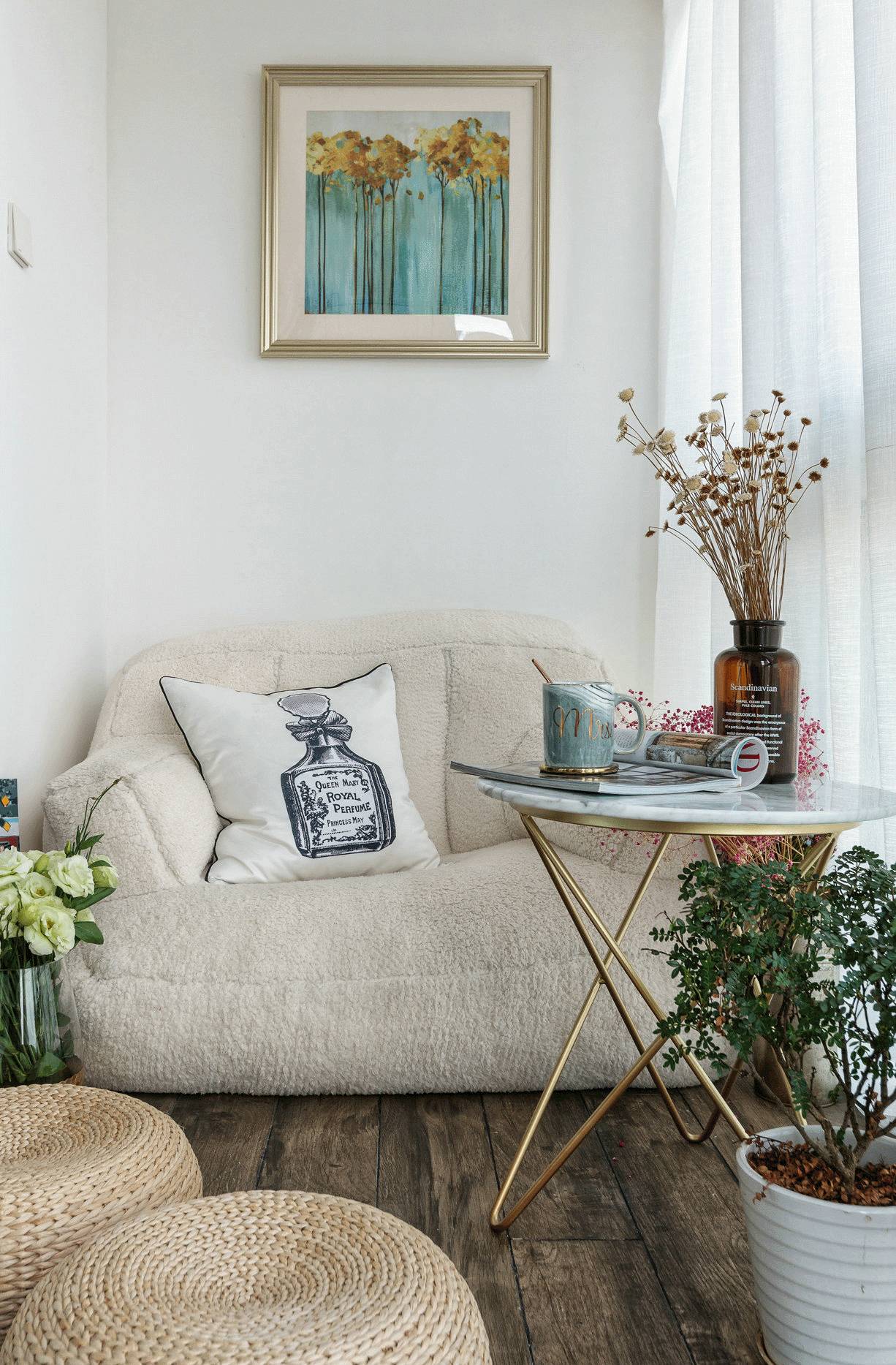 美式輕奢風格家裝設(shè)計室內(nèi)裝修效果圖-休息區(qū) 美式輕奢風格家裝設(shè)計室內(nèi)裝修效果圖-休息區(qū)