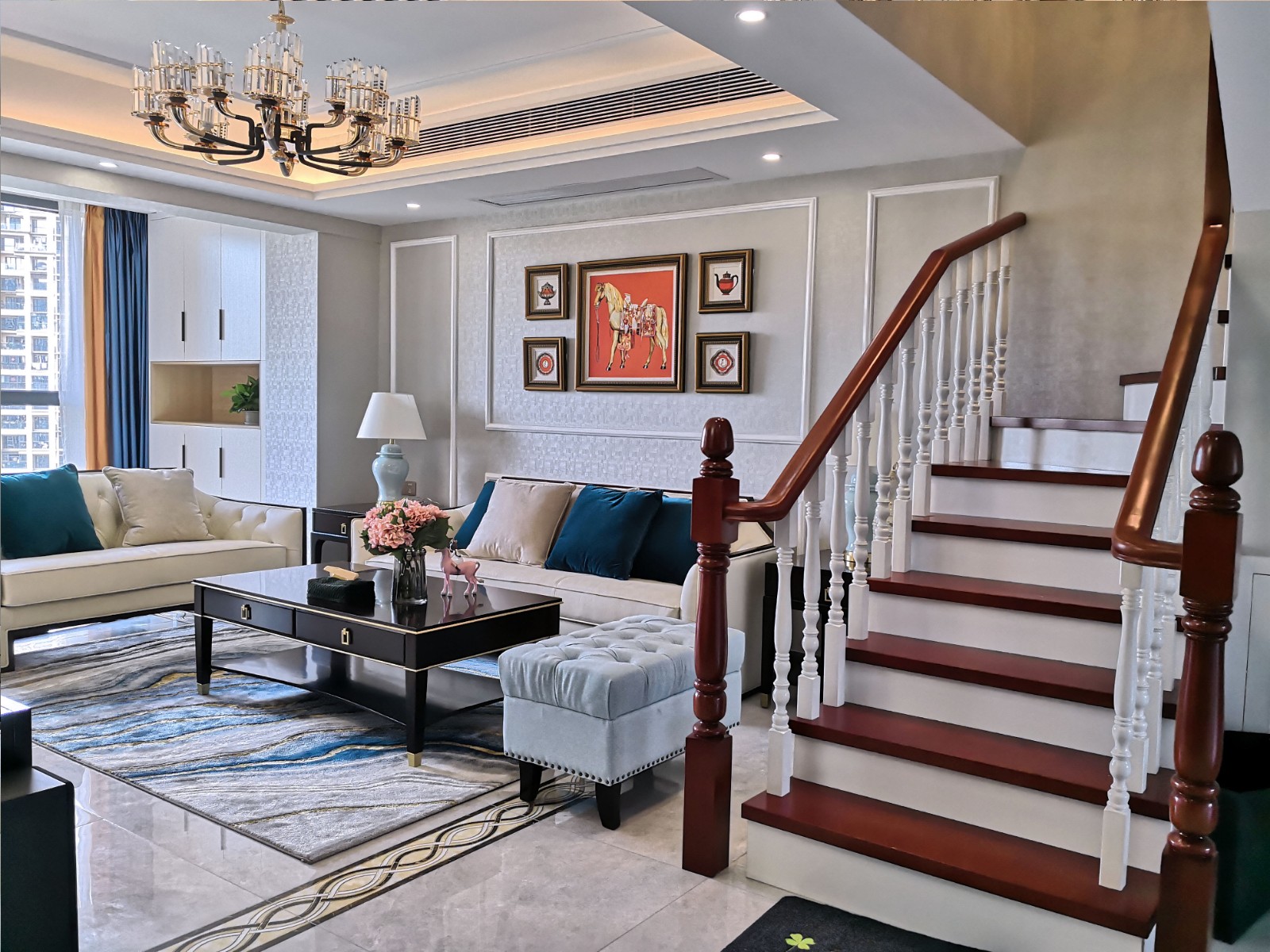 簡(jiǎn)歐風(fēng)格家裝設(shè)計(jì)室內(nèi)裝修效果圖-客廳樓梯 簡(jiǎn)歐風(fēng)格家裝設(shè)計(jì)室內(nèi)裝修效果圖-客廳樓梯