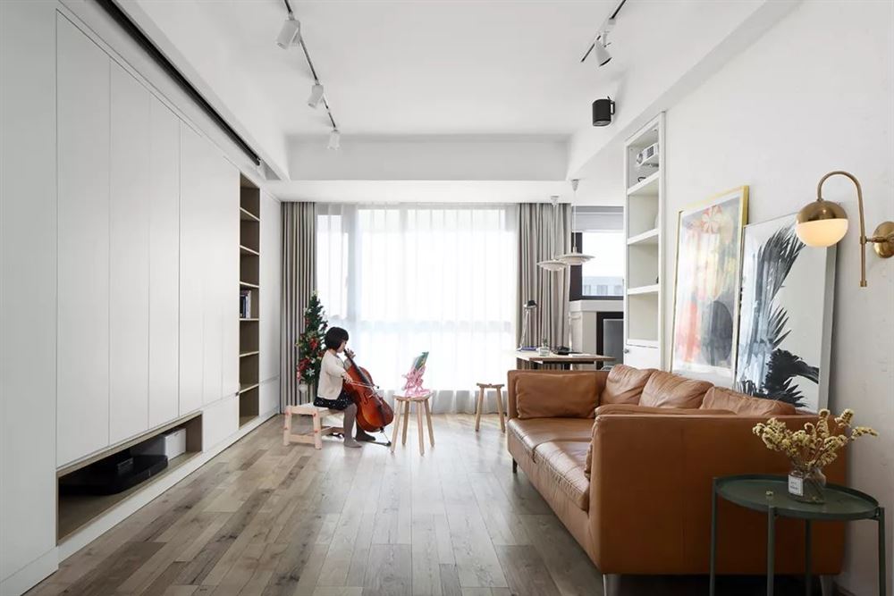 廣州市匯僑新城北區(qū)北歐風格三居室裝修案例