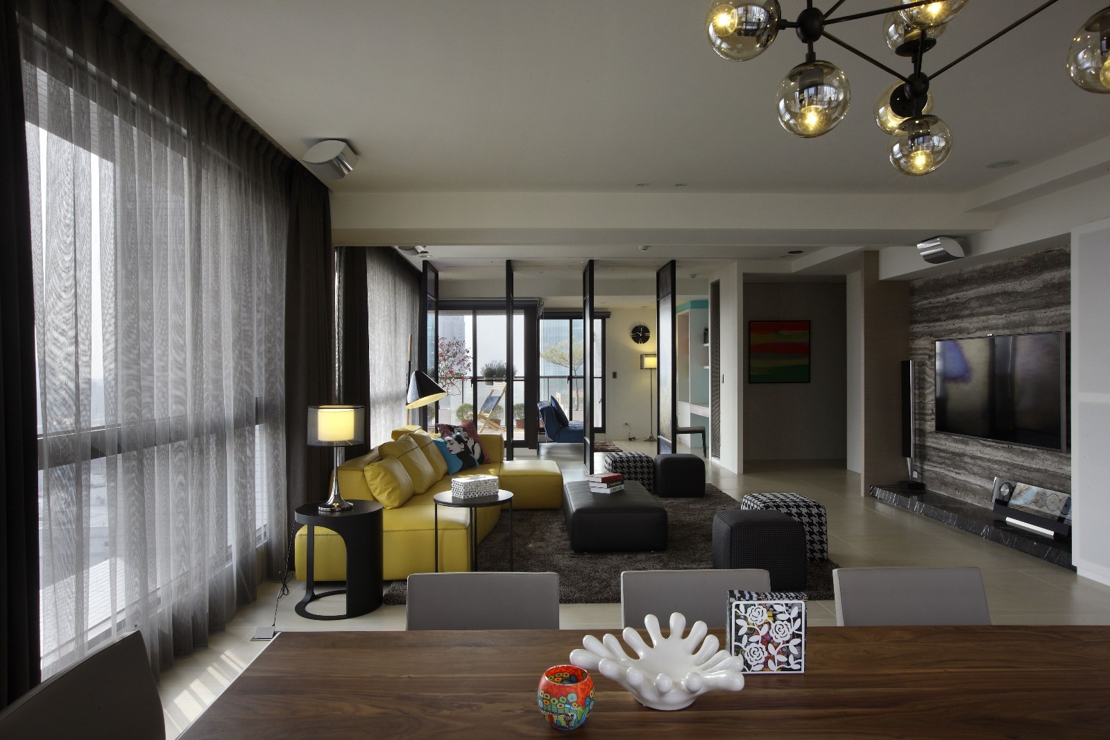 現(xiàn)代簡約風格家裝設計室內裝修效果圖-客廳 現(xiàn)代簡約風格家裝設計室內裝修效果圖-客廳