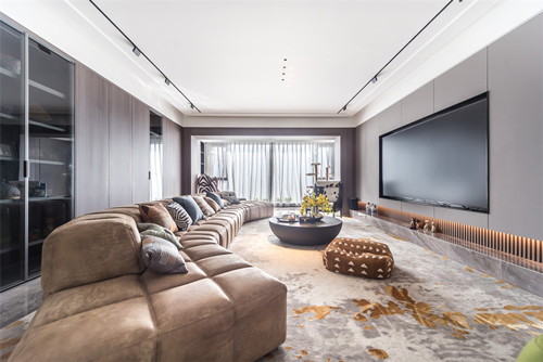 ?？谑薪先思逸p奢風(fēng)格四居室裝修案例