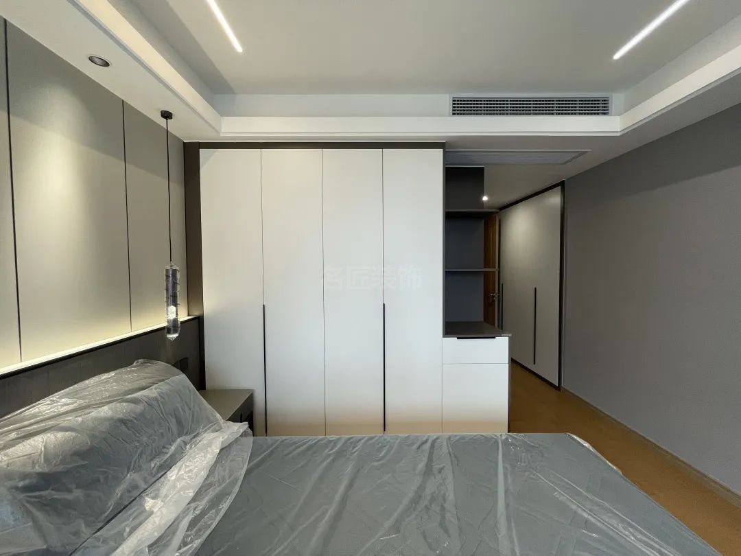 時(shí)代公館130㎡主臥2